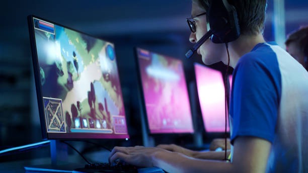 A Fresh Look at popular online games